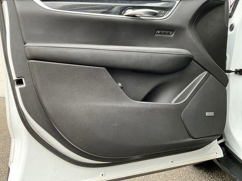 Used 2020 Cadillac XT5 Premium Luxury w/ LPO, Floor Liner Package image 10