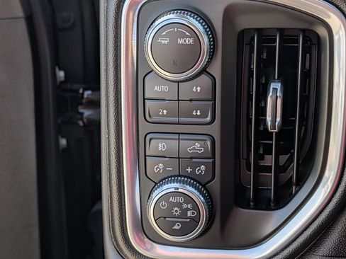 Used 2021 GMC Sierra 1500 SLT AWD/4WD image 21