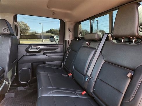 Certified 2025 Chevrolet Silverado 2500 LTZ w/ LTZ Convenience Package image 12