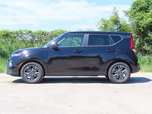 Certified 2022 Kia Soul EX FWD image 26