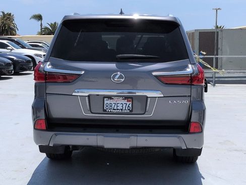 Used 2018 Lexus LX 570 4WD w/ Luxury Package image 6
