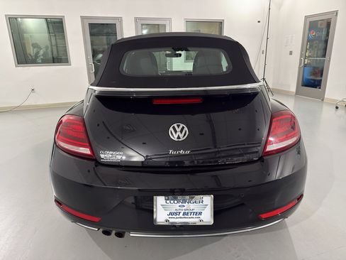 Used 2019 Volkswagen Beetle 2.0T SE image 7