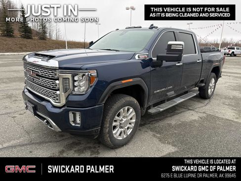 Used 2021 GMC Sierra 2500 Denali image 1