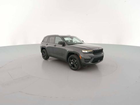 New 2025 Jeep Grand Cherokee Limited image 16
