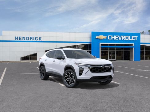 New 2026 Chevrolet Trax RS FWD image 2