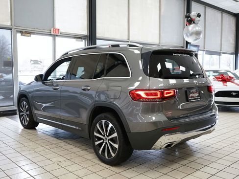 Used 2021 Mercedes-Benz GLB 250 4MATIC image 4