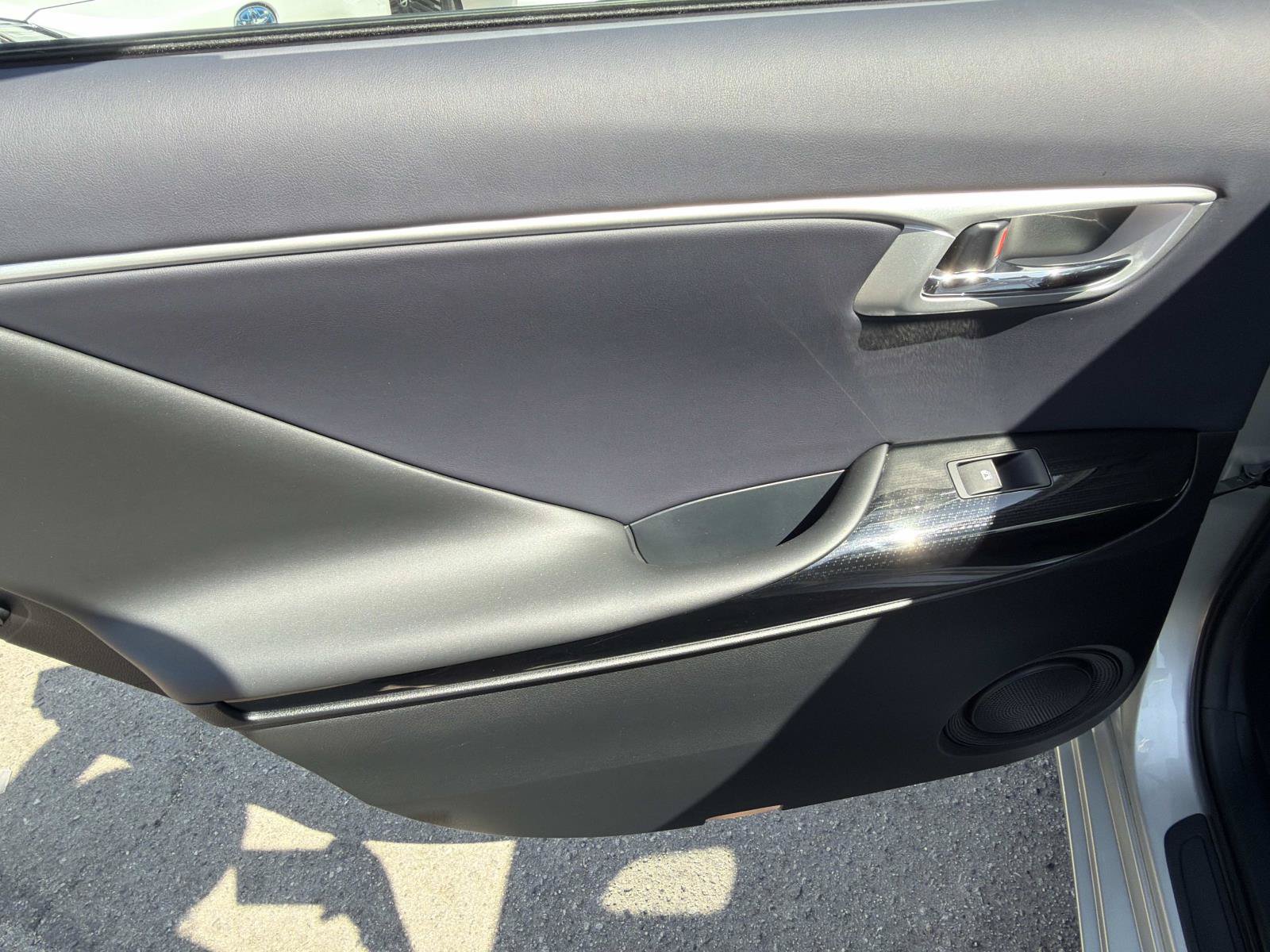 Used 2019 Toyota Mirai FWD image 8