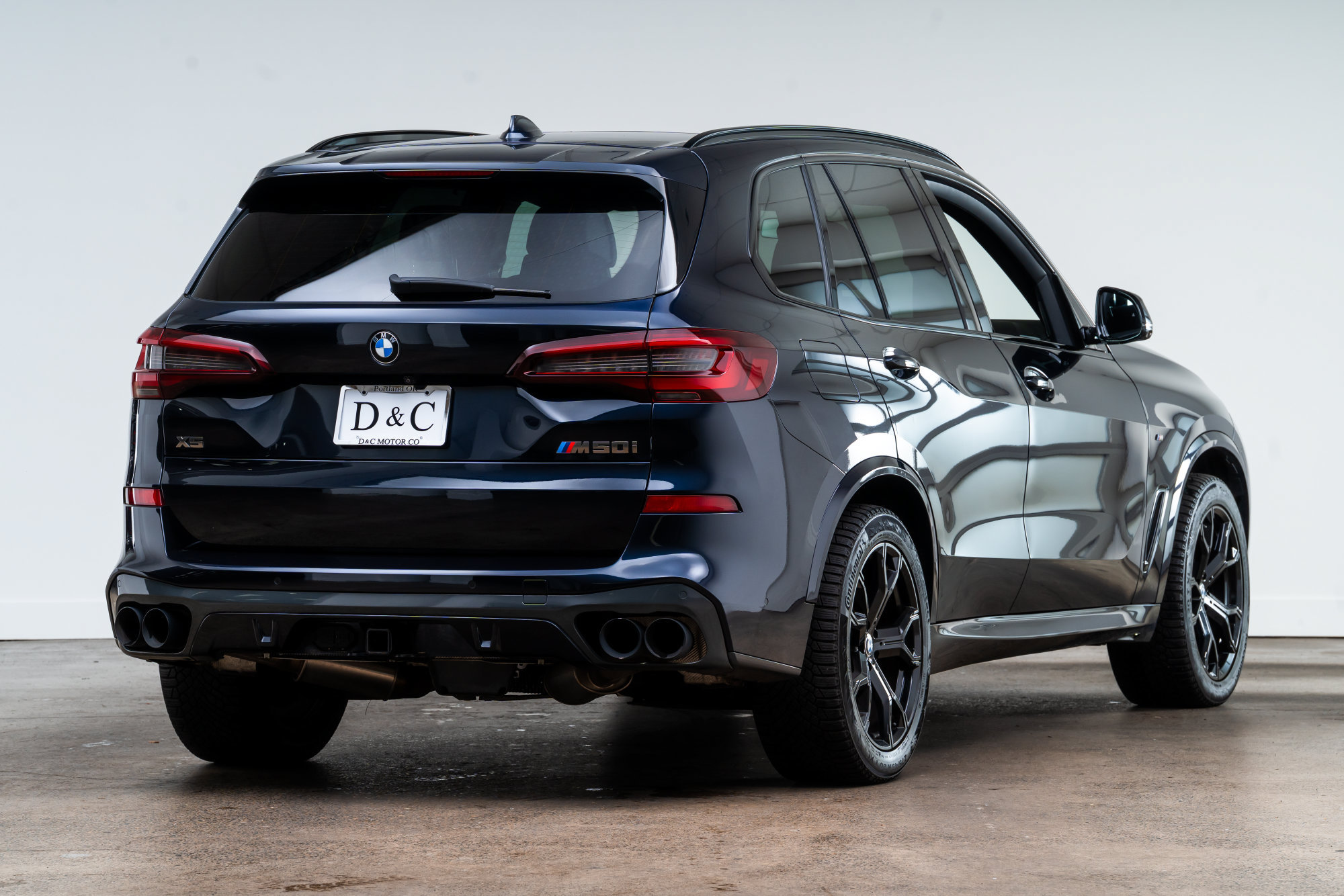 Used 2022 BMW X5 M50i AWD/4WD image 7