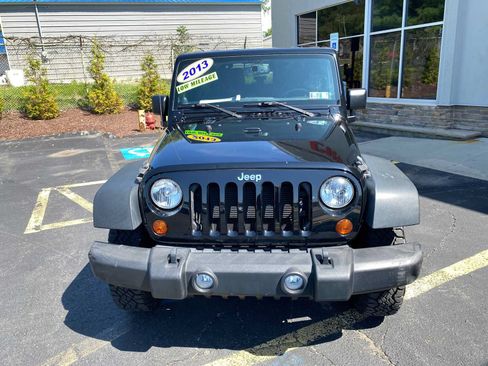 Used 2013 Jeep Wrangler Sport AWD/4WD image 10