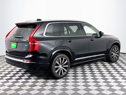 Used 2025 Volvo XC90 B6 Plus image 10