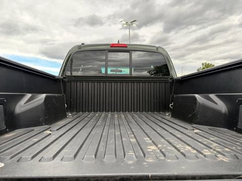 Used 2014 Toyota Tacoma 4x4 Access Cab V6 w/ TRD Off-Road Package image 30