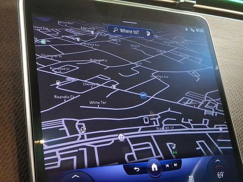 Used 2023 Mercedes-Benz EQE 350+ 4MATIC Sedan w/ Exclusive Trim Package image 14