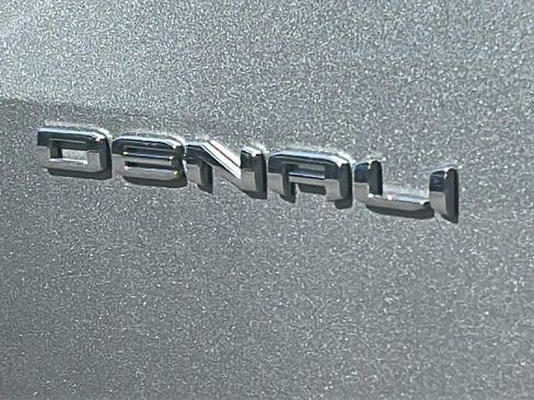 New 2024 GMC Acadia Denali w/ LPO, Floor Liner Package image 25