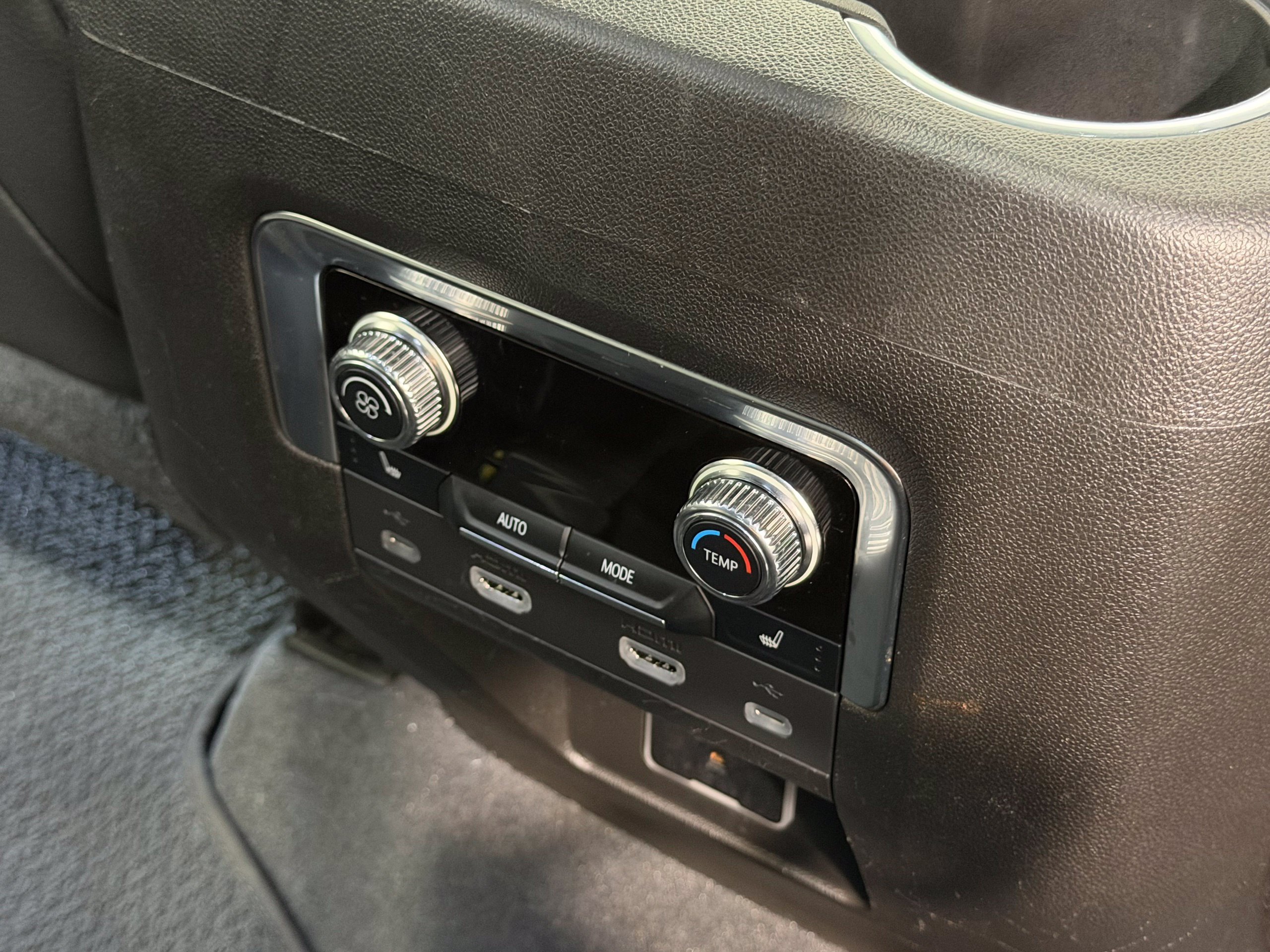 Used 2021 GMC Yukon Denali AWD/4WD image 53
