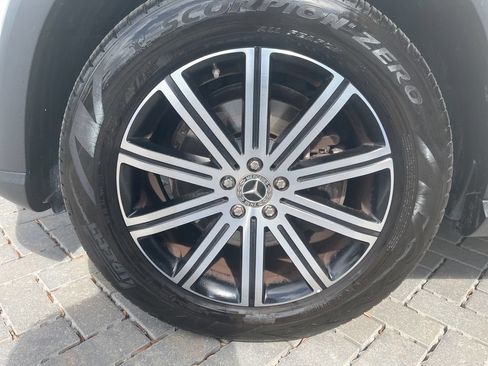 Certified 2024 Mercedes-Benz GLE 350 4MATIC image 10