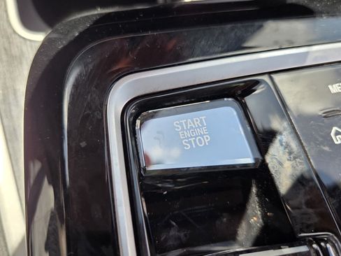 Used 2023 BMW 740i w/ Parking Assistance Package RWD image 25