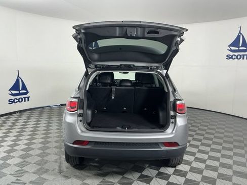 Used 2019 Jeep Compass Latitude AWD/4WD image 21
