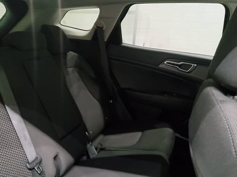 Used 2024 Kia Sportage LX FWD image 18