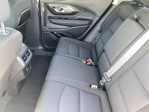 Used 2024 GMC Terrain SLE FWD image 14