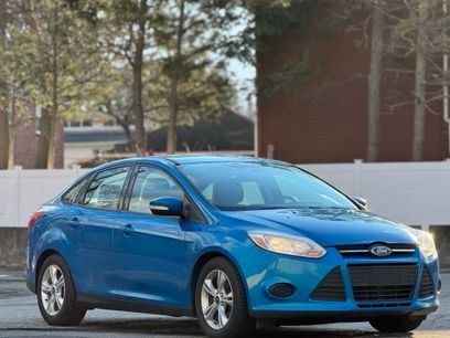 Used 2014 Ford Focus SE w/ SE Winter Package