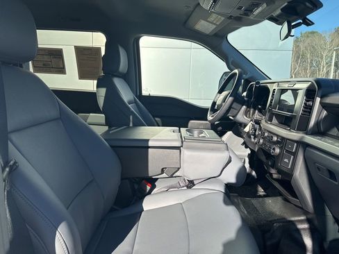 Used 2026 Ford F450 XL w/ XL Chrome Package image 31