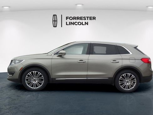 Used 2016 Lincoln MKX Reserve w/ Climate Package image 6