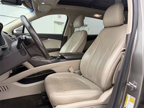Used 2017 Lincoln MKX Reserve w/ Lincoln MKX Climate Package image 13