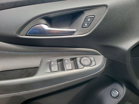 Used 2026 Buick Envista Sport Touring w/ Convenience I Package FWD image 23