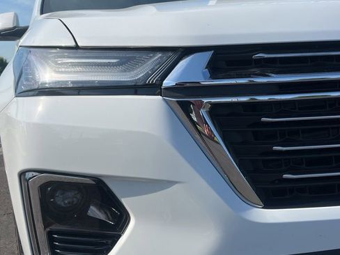 Certified 2023 Chevrolet Traverse LT w/ LT Premium Package AWD/4WD image 18