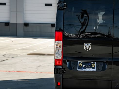 Used 2020 RAM ProMaster 2500 image 27