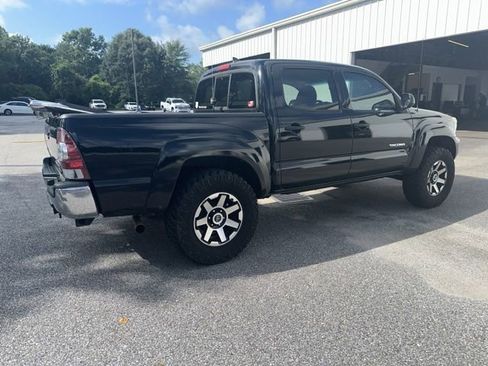 Used 2012 Toyota Tacoma PreRunner w/ SR5 Pkg RWD image 4
