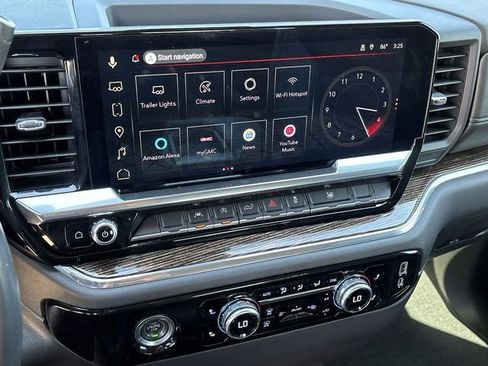 Used 2023 GMC Sierra 1500 Elevation w/ LPO, Elevation Black Package image 16