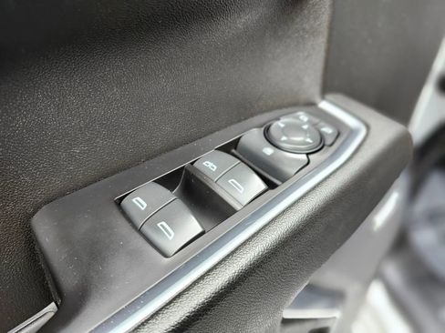 Used 2022 GMC Sierra 1500 Elevation w/ Preferred Package image 15