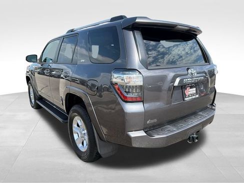 Used 2022 Toyota 4Runner SR5 Premium AWD/4WD image 5