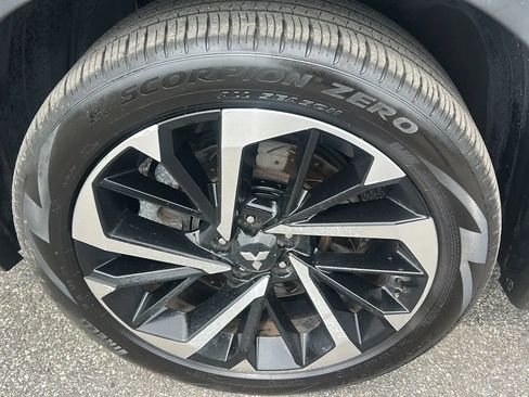 Used 2022 Mitsubishi Outlander SEL Black Edition AWD/4WD image 27