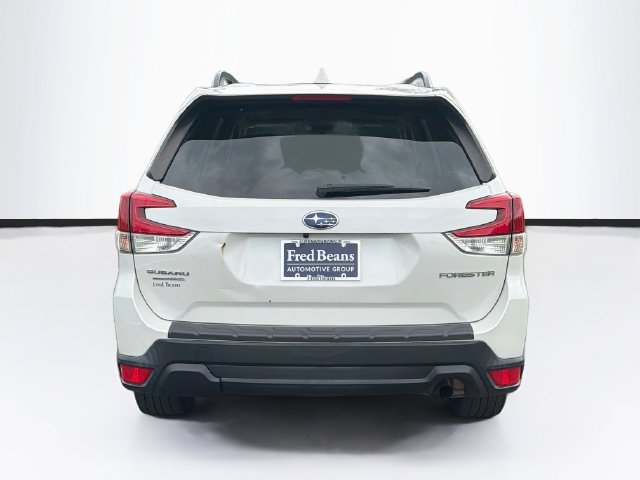 Used 2019 Subaru Forester Premium w/ All-Weather Package AWD/4WD image 7
