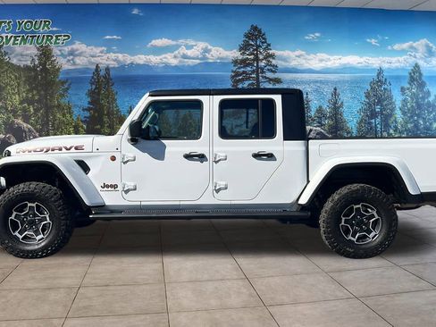 Certified 2022 Jeep Gladiator Mojave w/ Cold Weather Group image 8