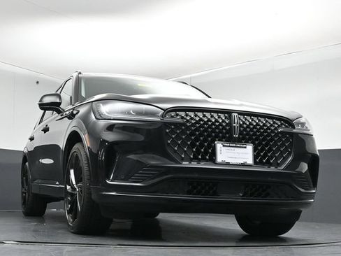 Certified 2025 Lincoln Aviator Reserve w/ Equipment Group 201A AWD/4WD image 38