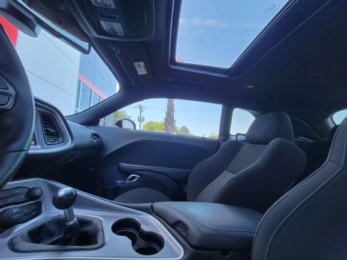 Used 2020 Dodge Challenger R/T w/ Driver Convenience Group RWD image 14
