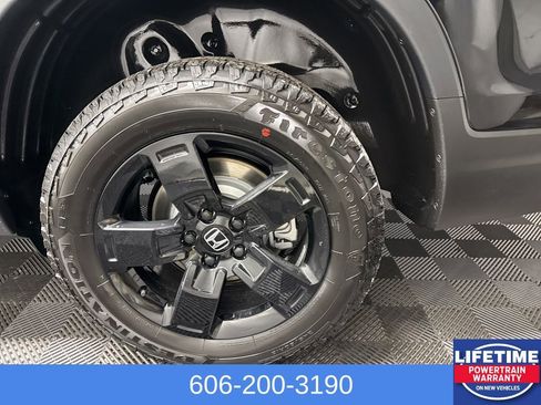 New 2026 Honda Ridgeline Black Edition image 13