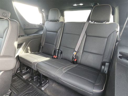 Used 2022 GMC Yukon SLT image 24