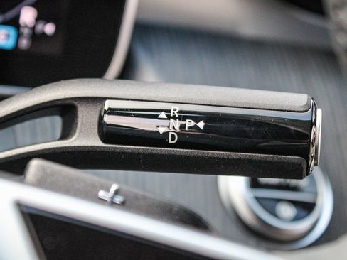 Certified 2025 Mercedes-Benz C 300 4MATIC Sedan image 23