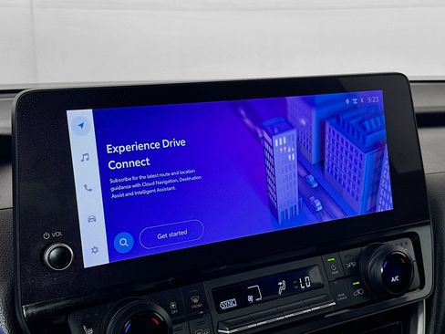 Used 2025 Toyota Grand Highlander AWD image 22