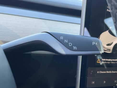 Used 2018 Tesla Model 3 Long Range image 19