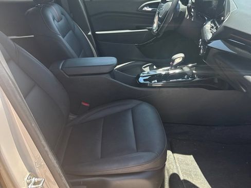 Used 2026 Chevrolet Trax RS w/ Sunroof Package FWD image 15