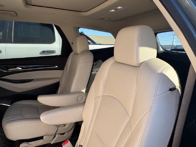 Used 2022 Buick Enclave Essence w/ Experience Buick Package AWD/4WD image 10