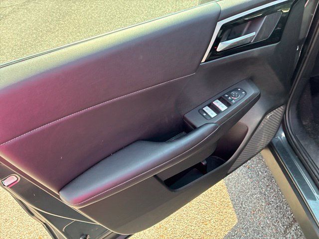 Used 2025 Mitsubishi Outlander SE FWD image 68