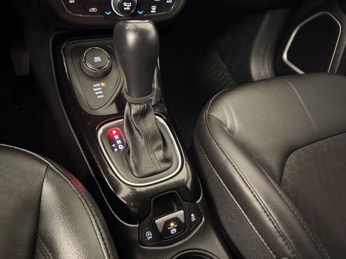 Used 2018 Jeep Compass Latitude w/ Popular Equipment Group AWD/4WD image 27