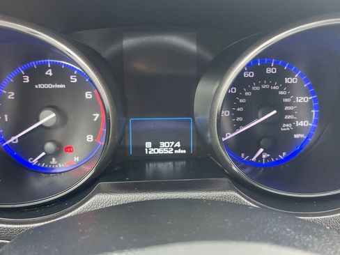 Used 2017 Subaru Outback 2.5i Limited image 14