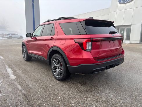 New 2026 Ford Explorer ST-Line w/ ST-Line Street Pack image 5